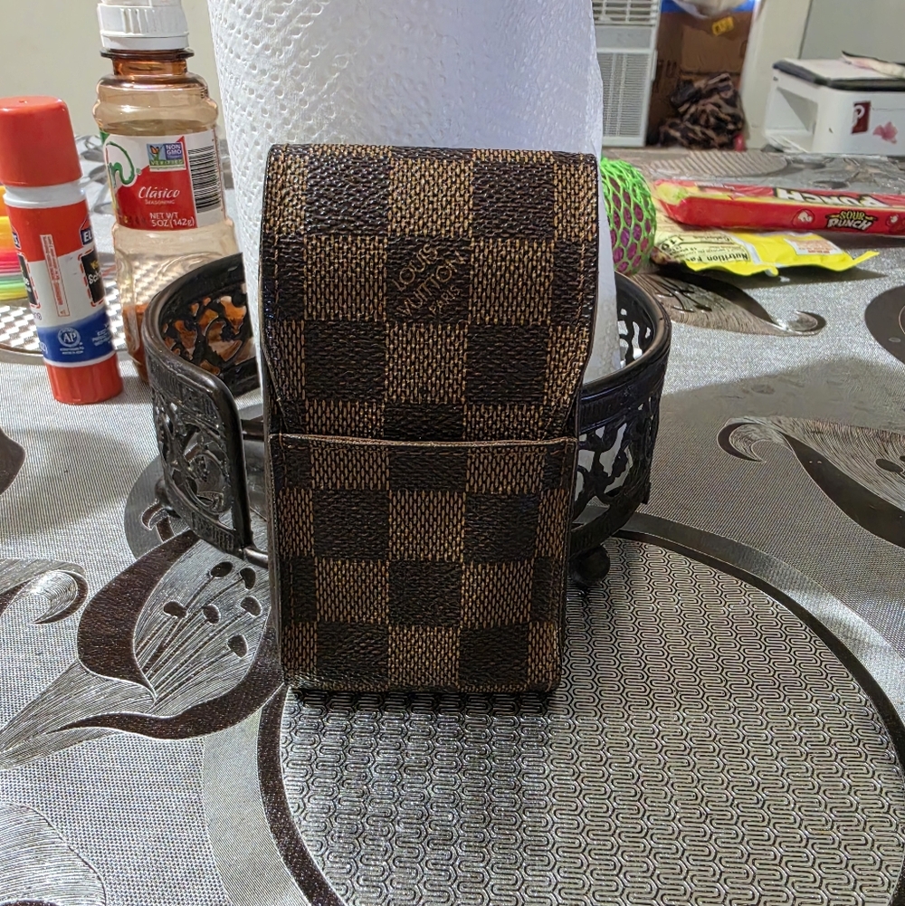 Louis Vuitton Holder